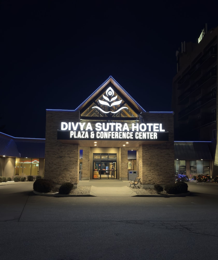 Divya Sutra Plaza & Conference Centre Vernon, BC 3/74