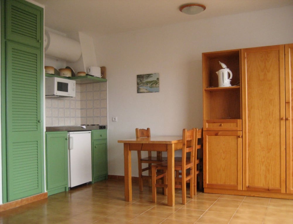 Vista Blanes Apartments 17/33