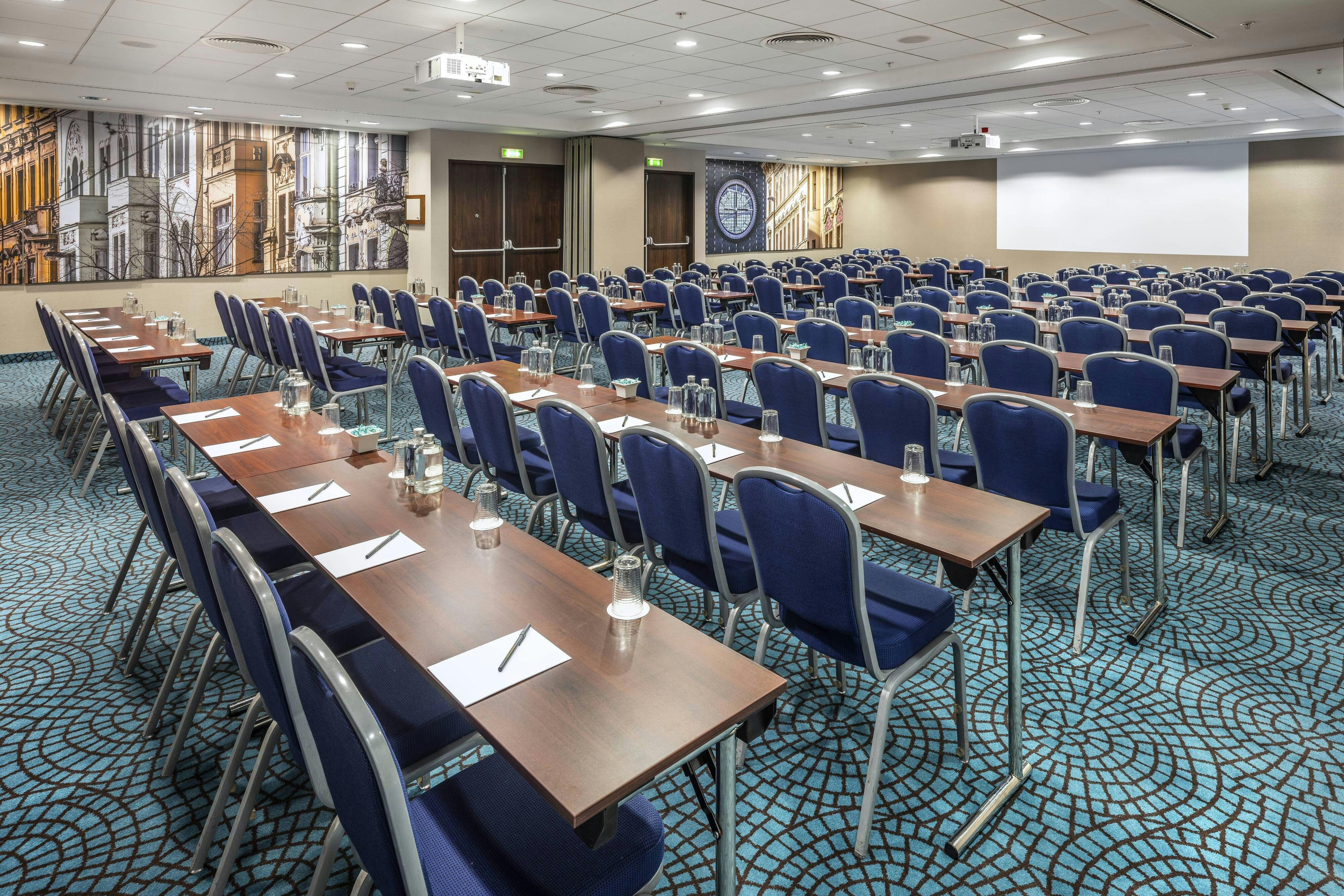 Courtyard By Marriott Prague City 45/54