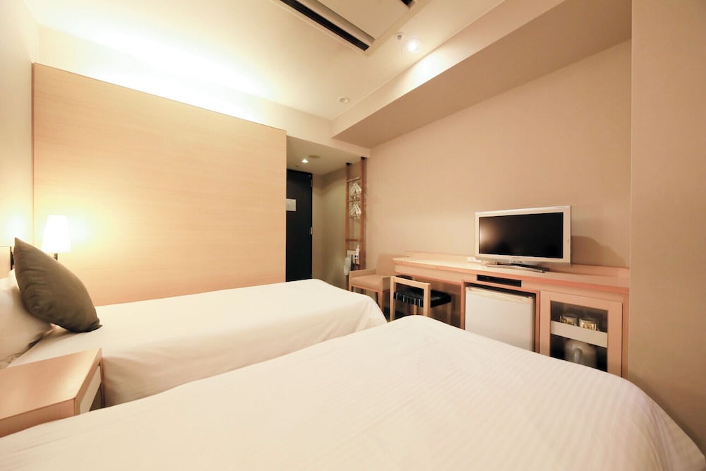 TYPE B, TWIN BEDS
