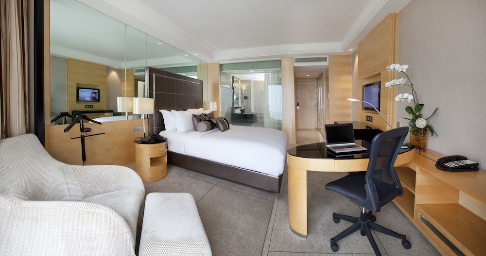 Dorsett Grand Subang 11/64