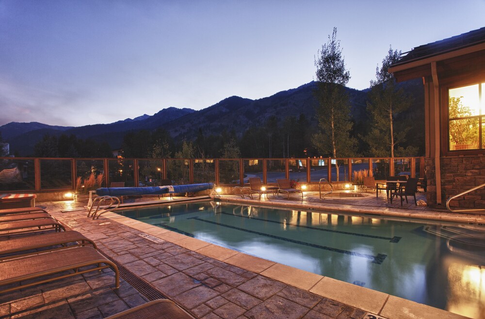 Teton Private Residences 40/50