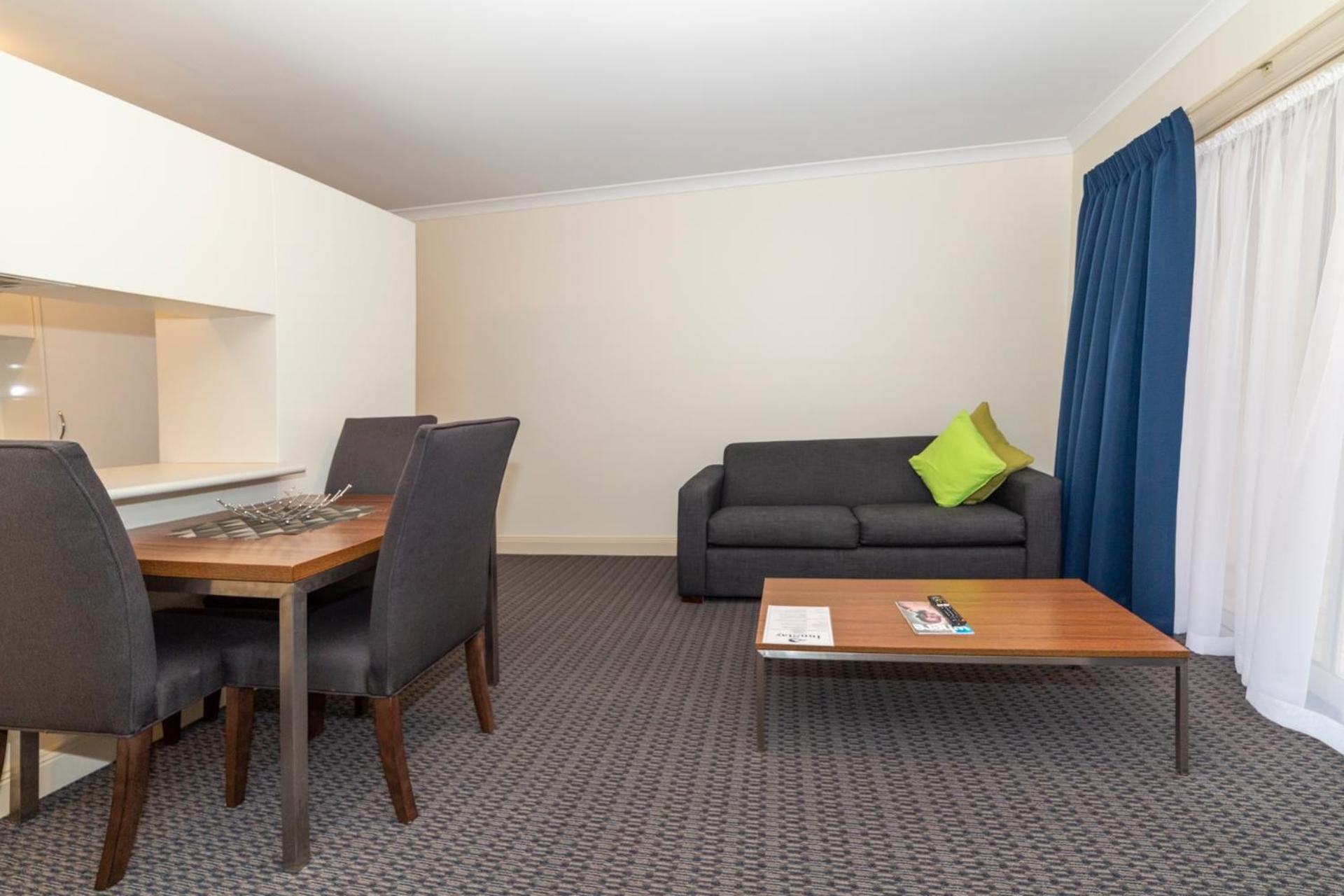 Amazing Accommodations St Kilda Melbourne 41/51