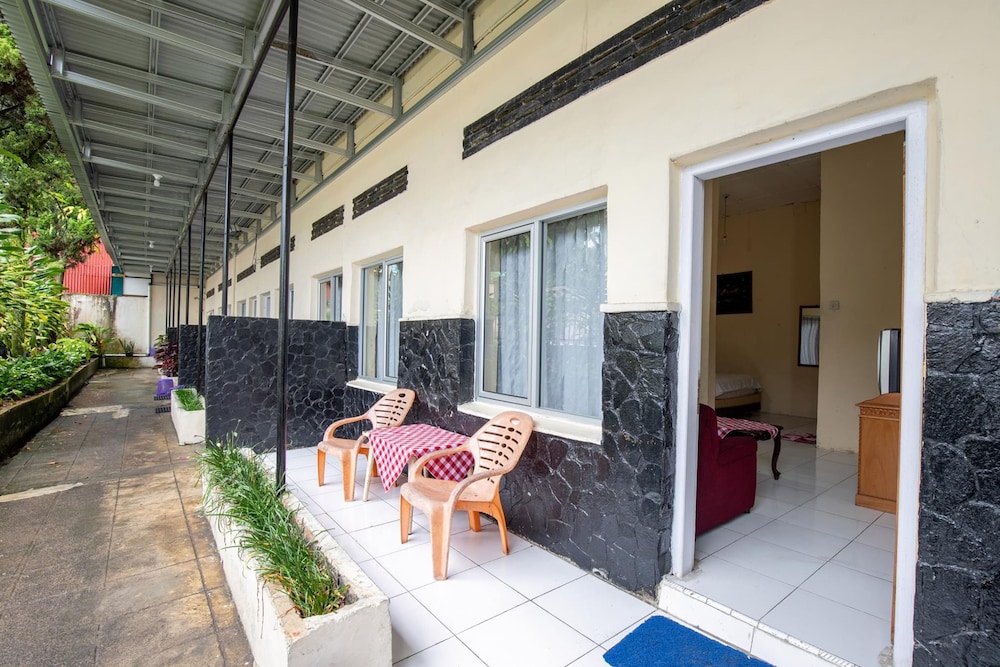 Hotel Jogja Bukittinggi 6/50