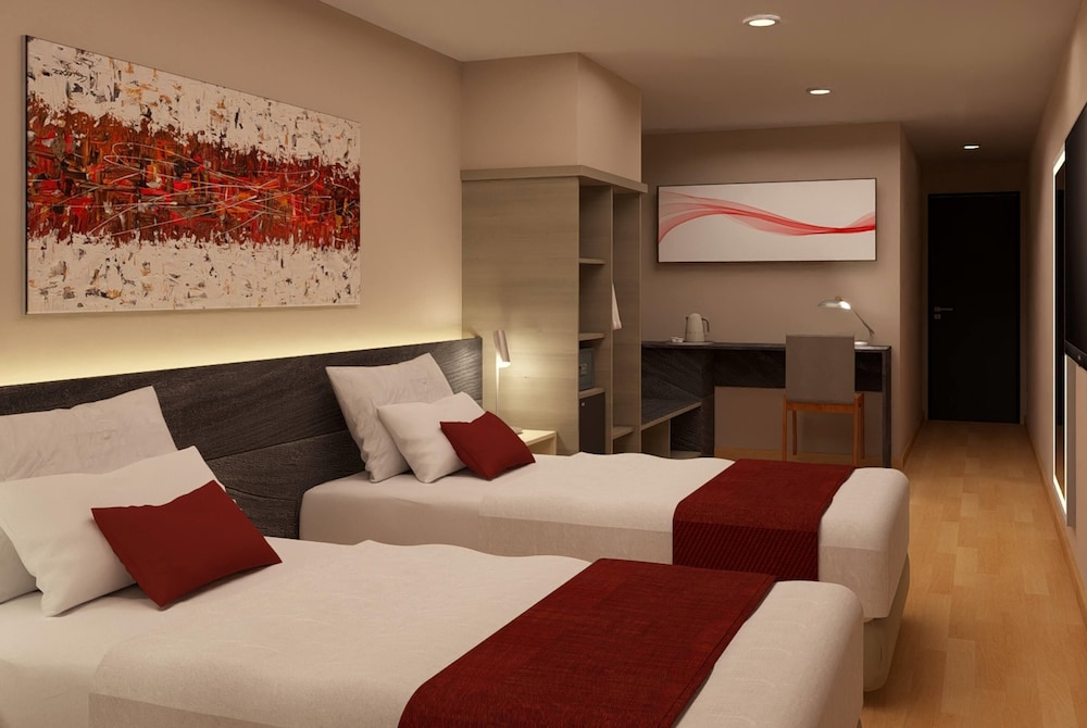 Ramada Suites by Wyndham Asuncion Aeropuerto 27/60