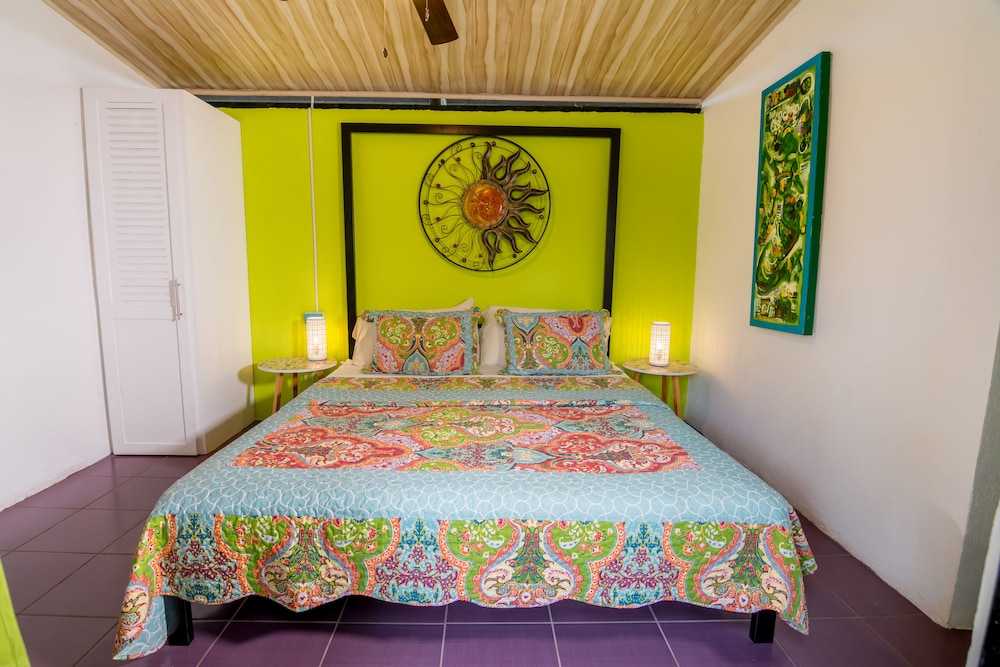 Villa Margarita 11/50