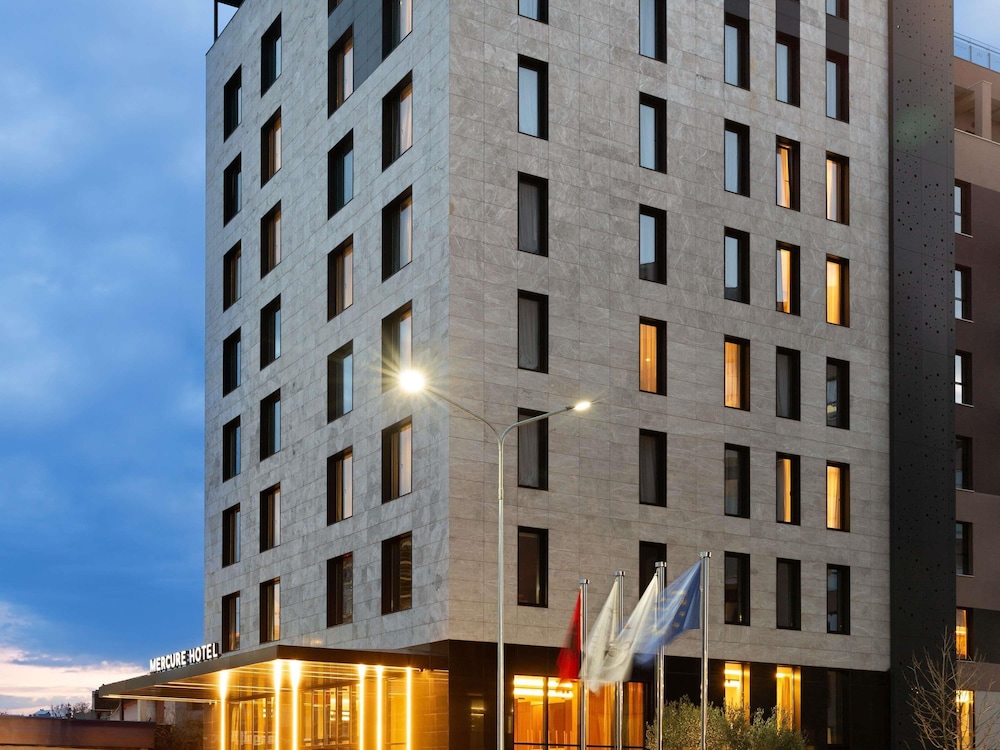 Mercure Tirana 67/73