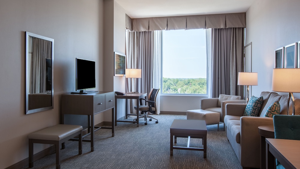 Holiday Inn Cleveland Clinic 37/64