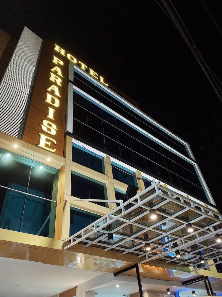 Paradise Hotel Tarakan 3/65
