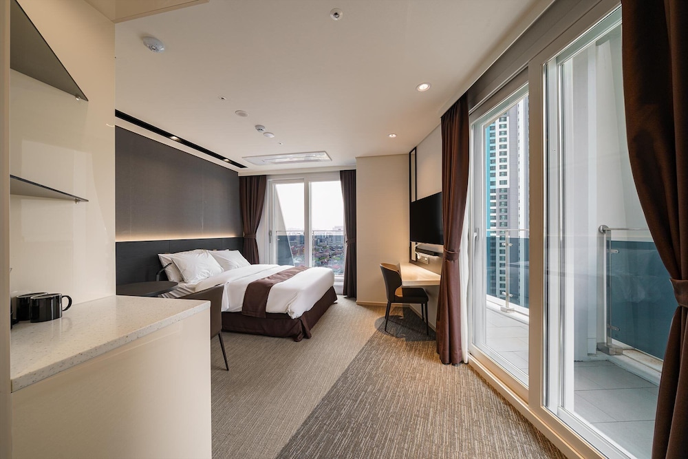 Gloucester Hotel Kintex 22/61
