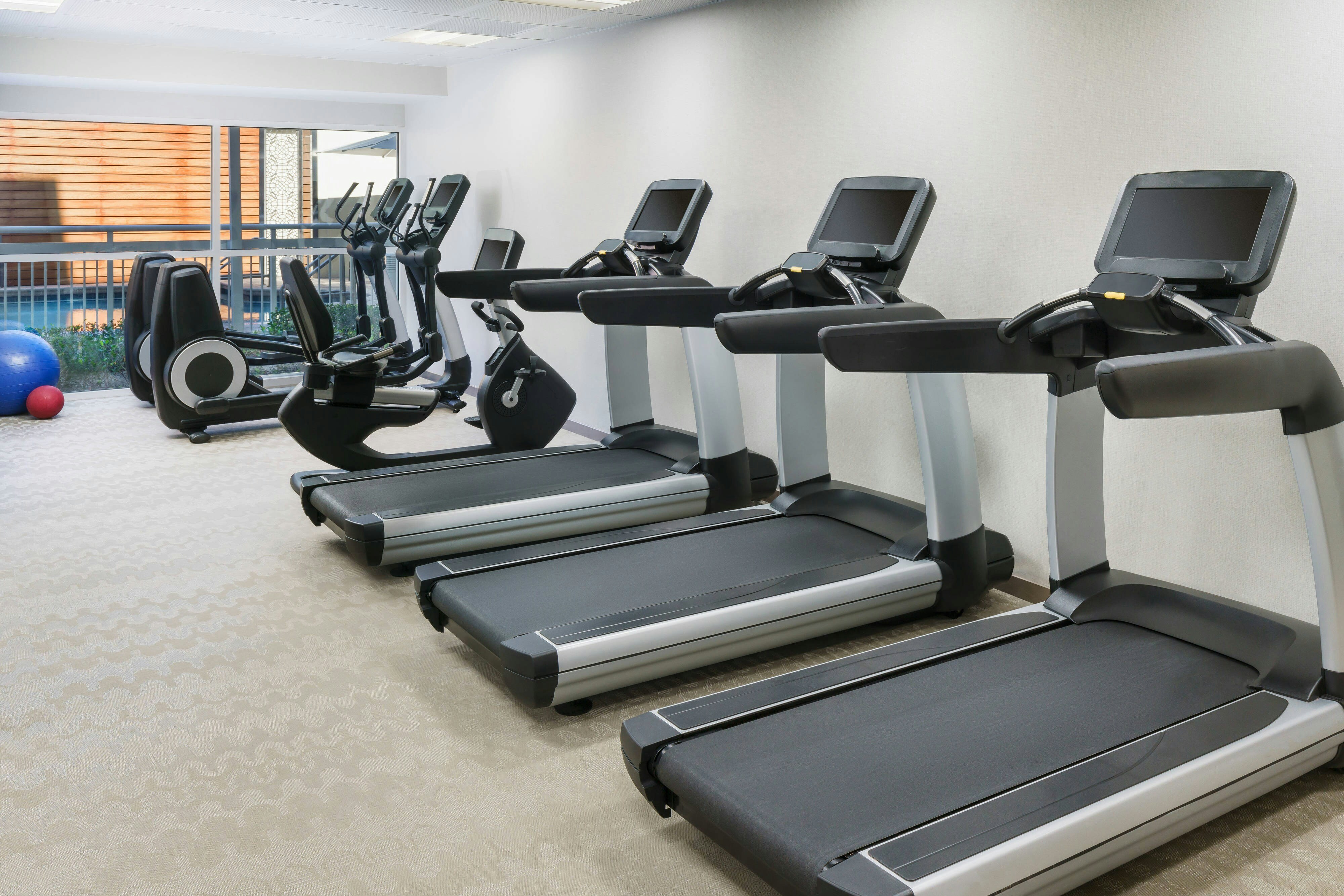 Courtyard By Marriott Orlando Downtown 4/11