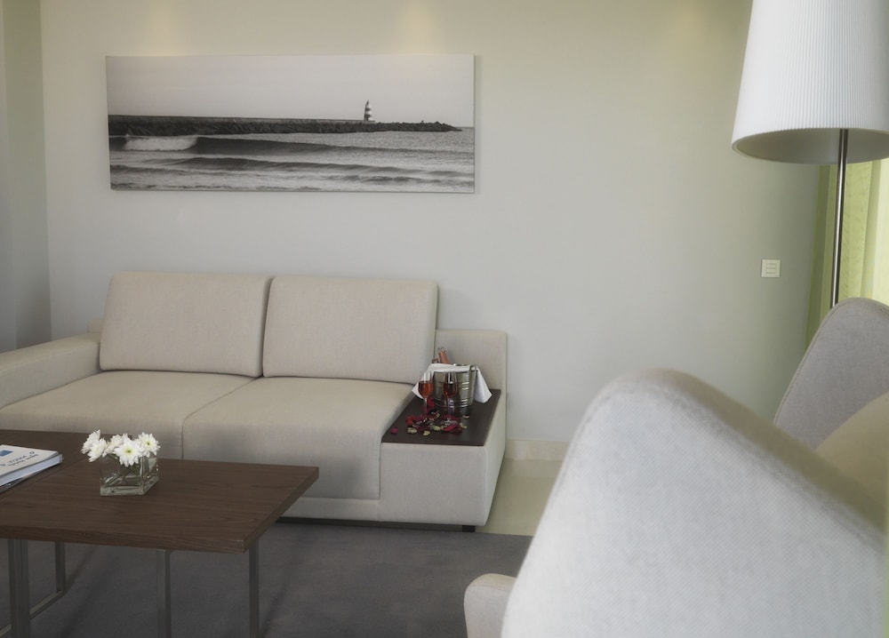 Agua Hotels Riverside 30/49
