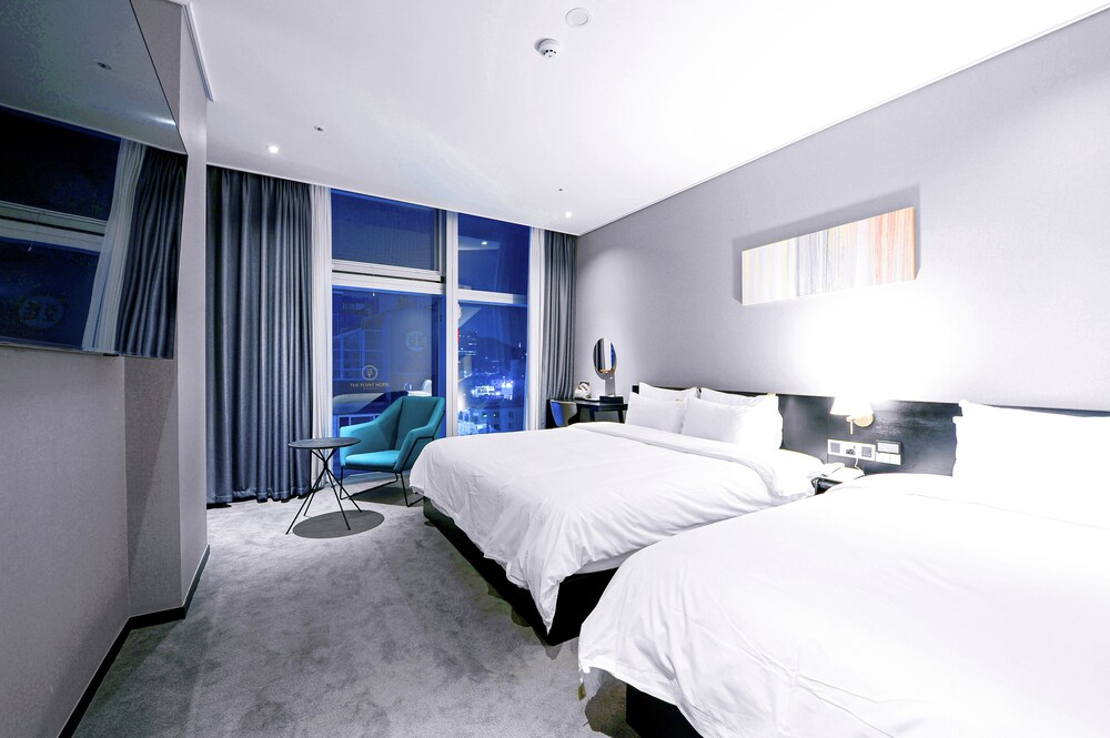 The Point Hotel 10/70