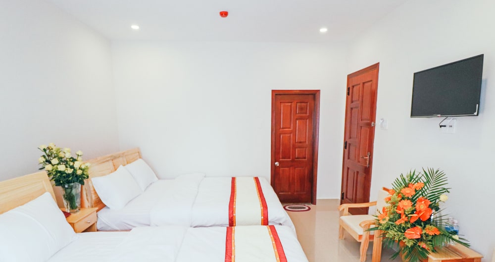Mai Hoang Hotel 56/70