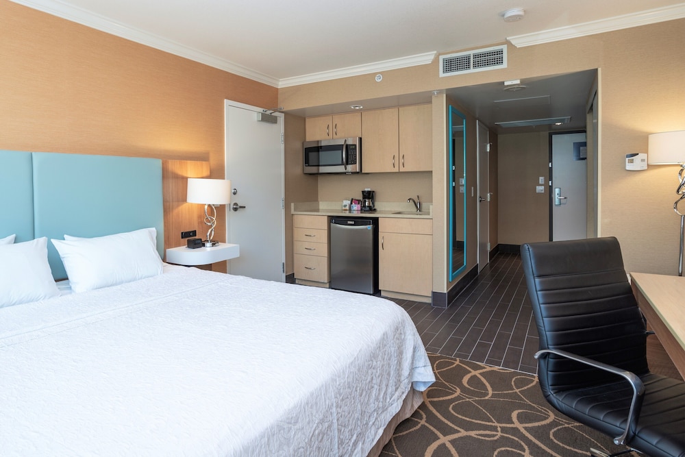 Hampton Inn & Suites by Hilton Vancouver-Downtown 19/60