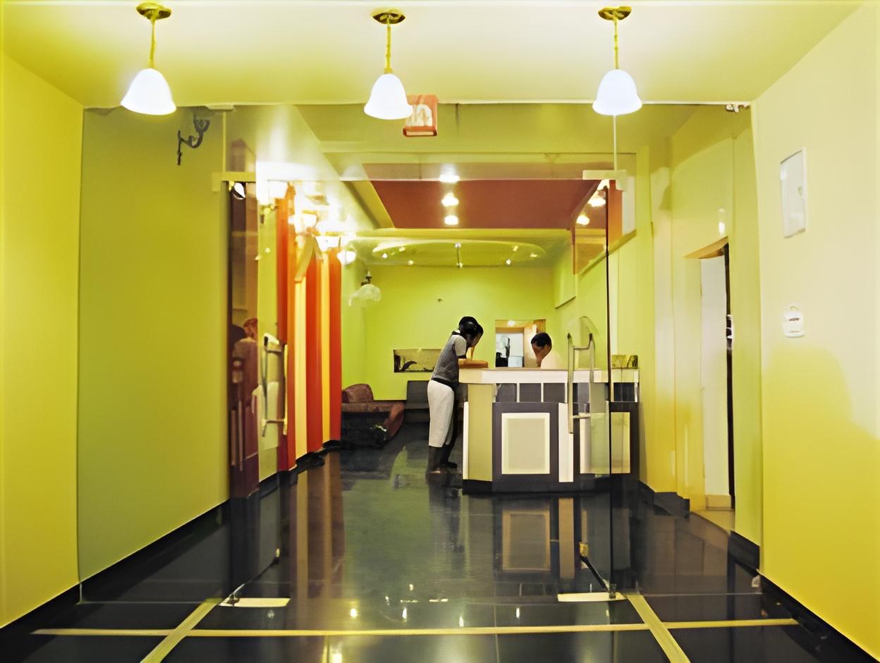 Hotel Konark 6/15