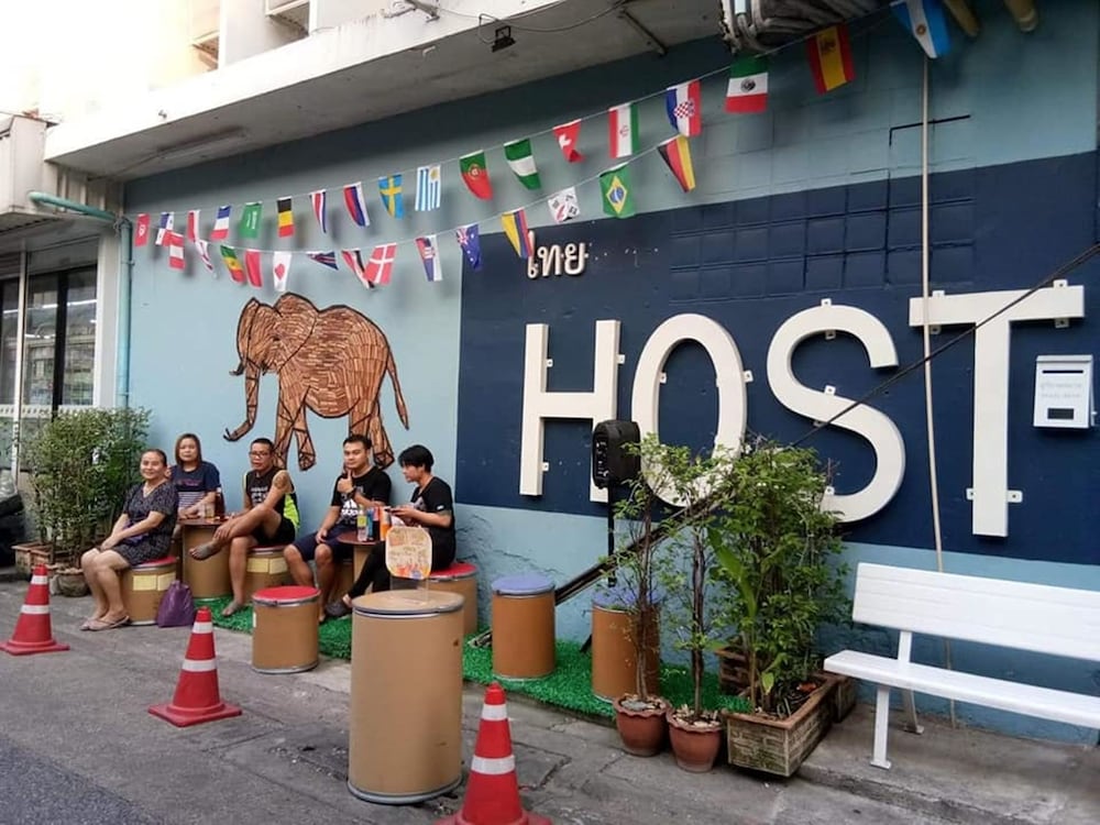 Zee Thai Hostel (Thaitone Hostel) 67/69