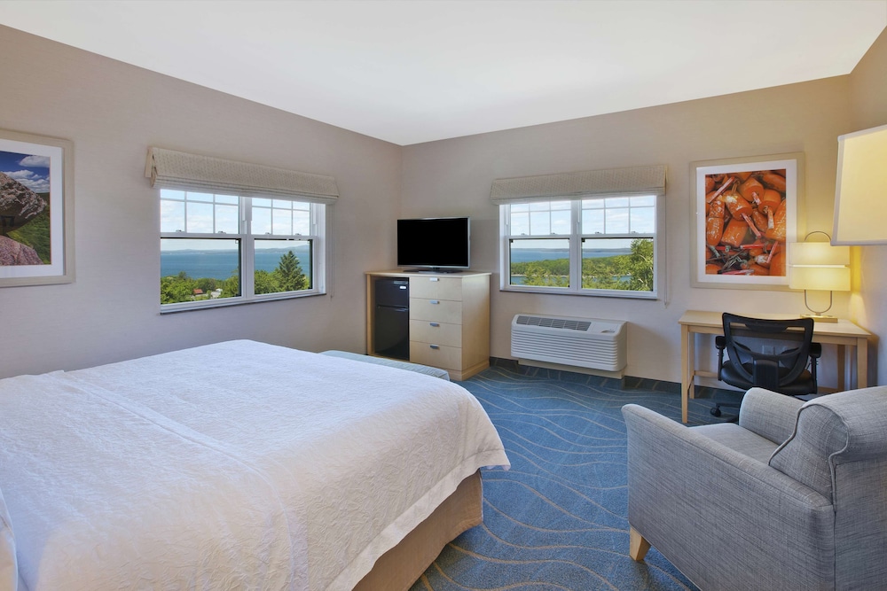 Hampton Inn Bar Harbor 25/68