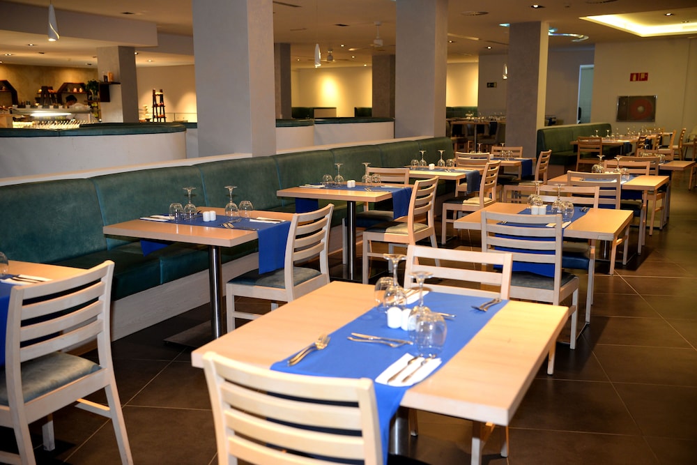 Melia Dunas Beach Resort And Spa 46/68