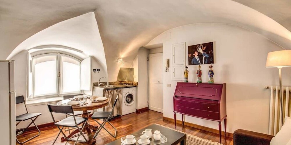 Corso Vittorio Studio 12/23