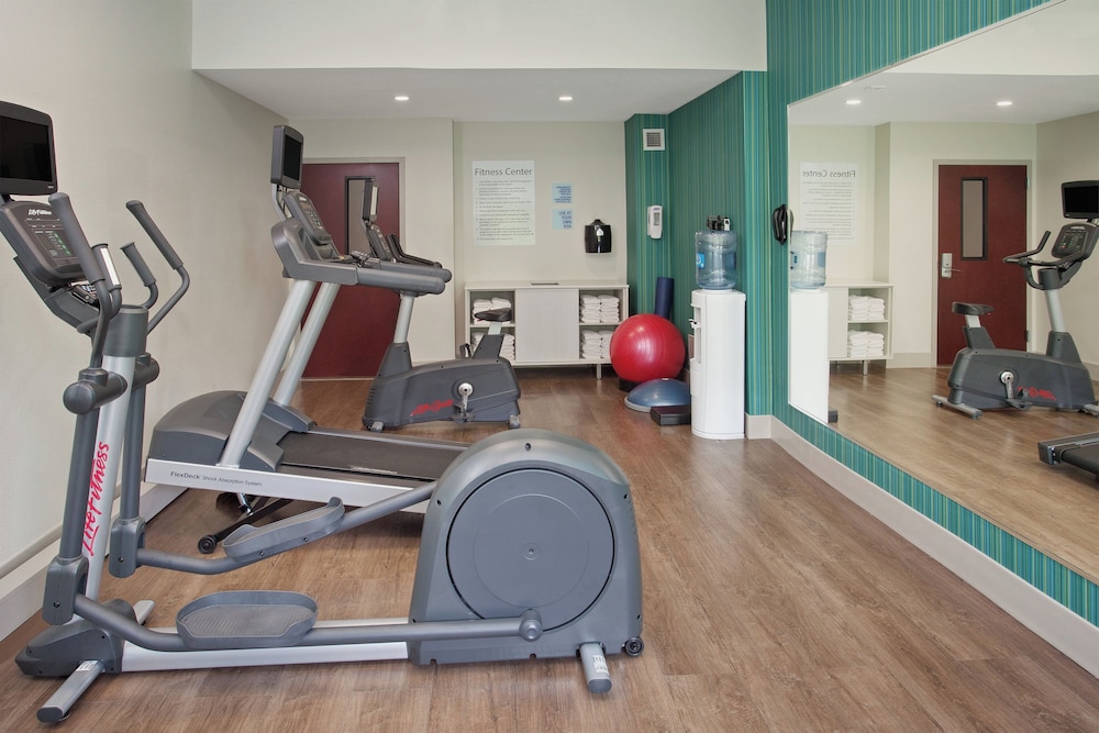 Holiday Inn Express Haskell-Wayne Area 49/75