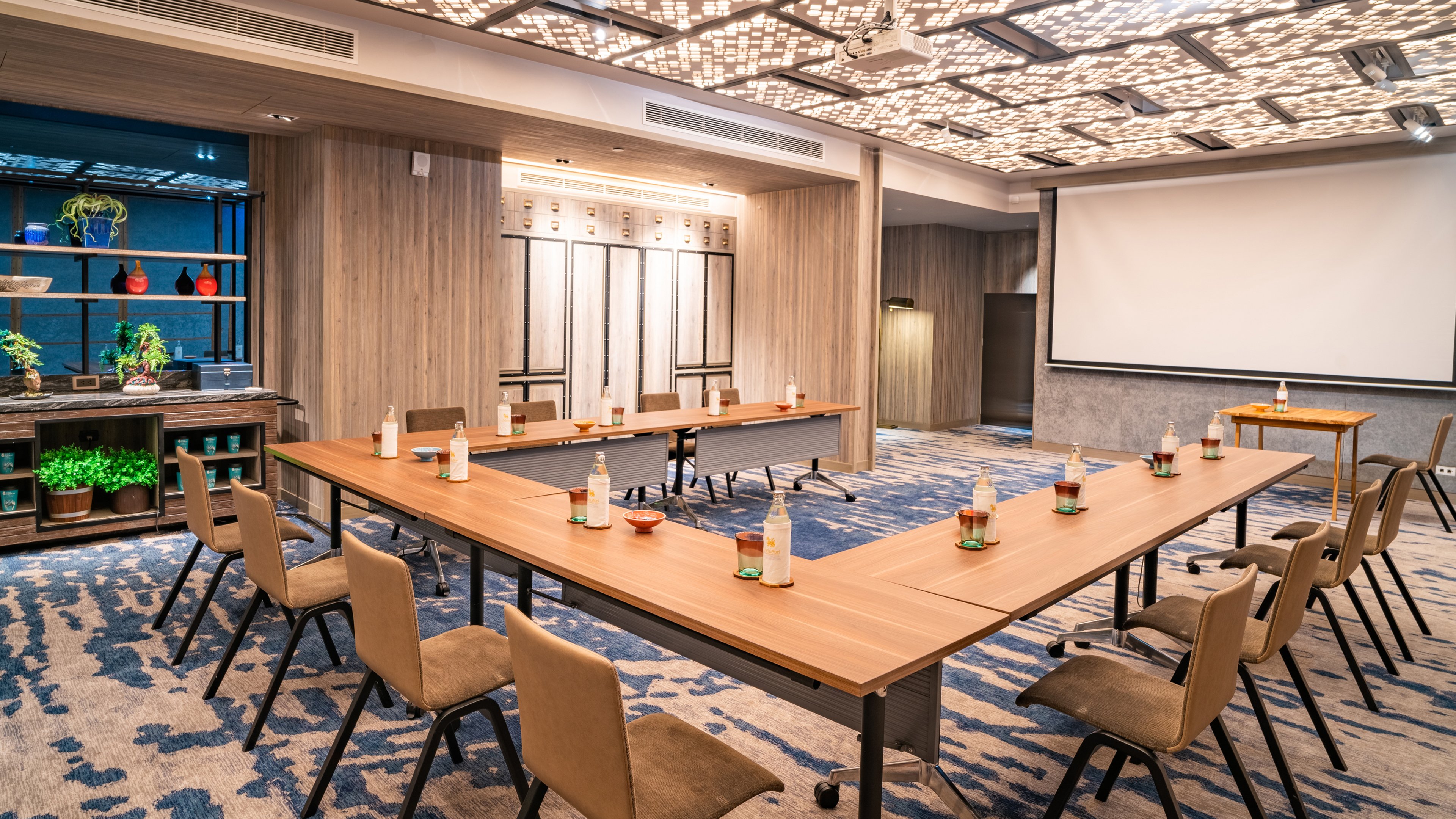 Hotel Indigo Phuket Patong 71/84