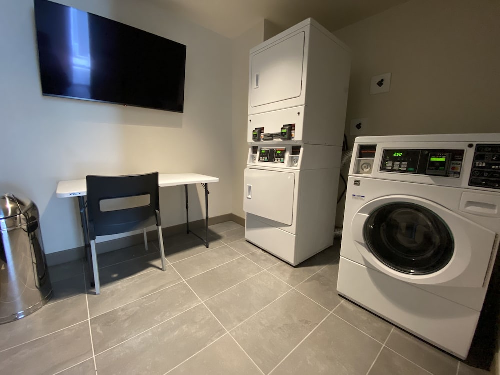 Hyatt House Portland Beaverton 17/39