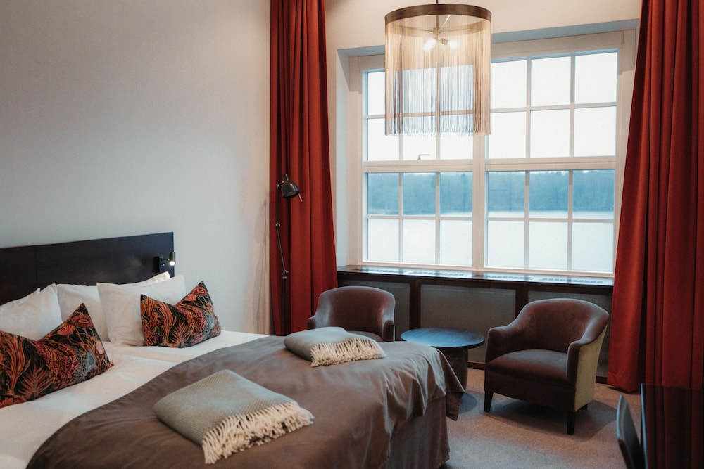 Naas Fabriker Hotell Och Restaurang 7/50