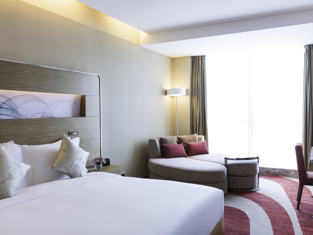 Novotel Rizhao Suning 23/73