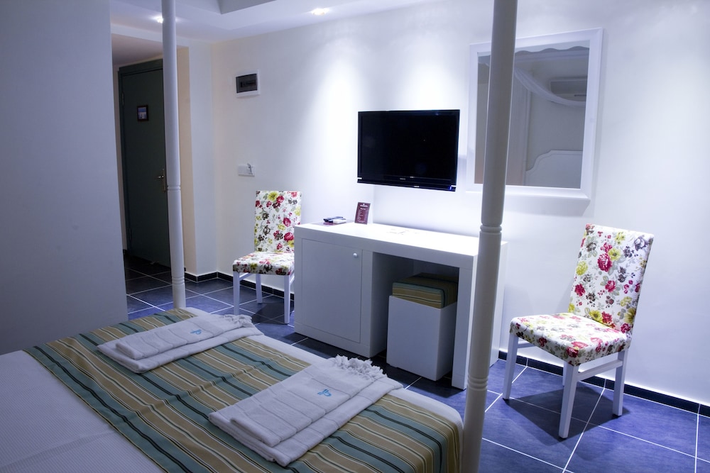 Cinar Boutique Hotel 54/63