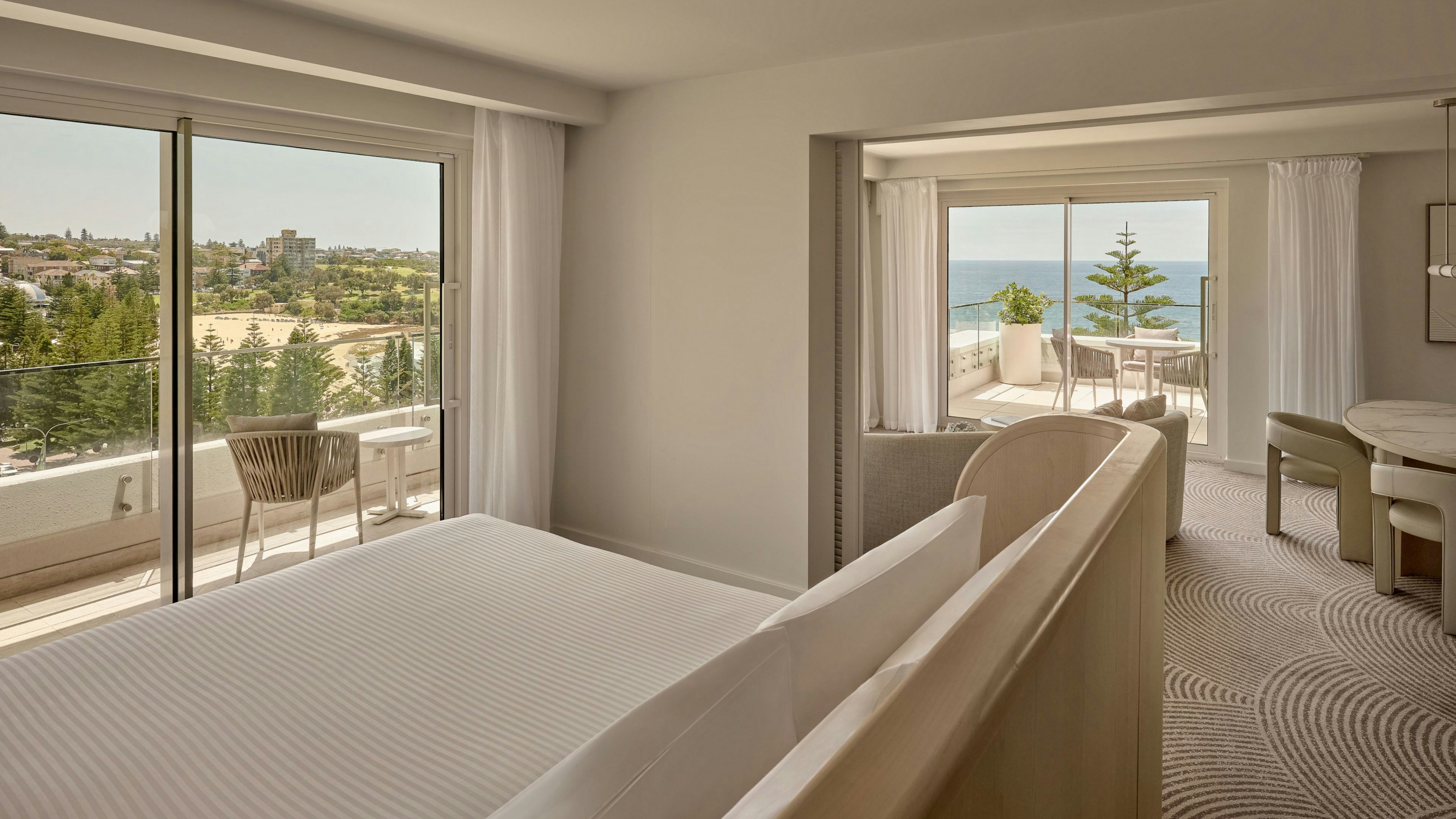 Coastal, Suite