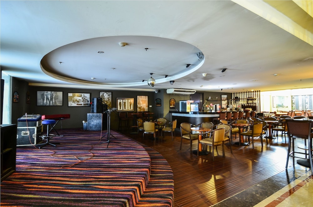 Losari Roxy Hotel Kt 13/20