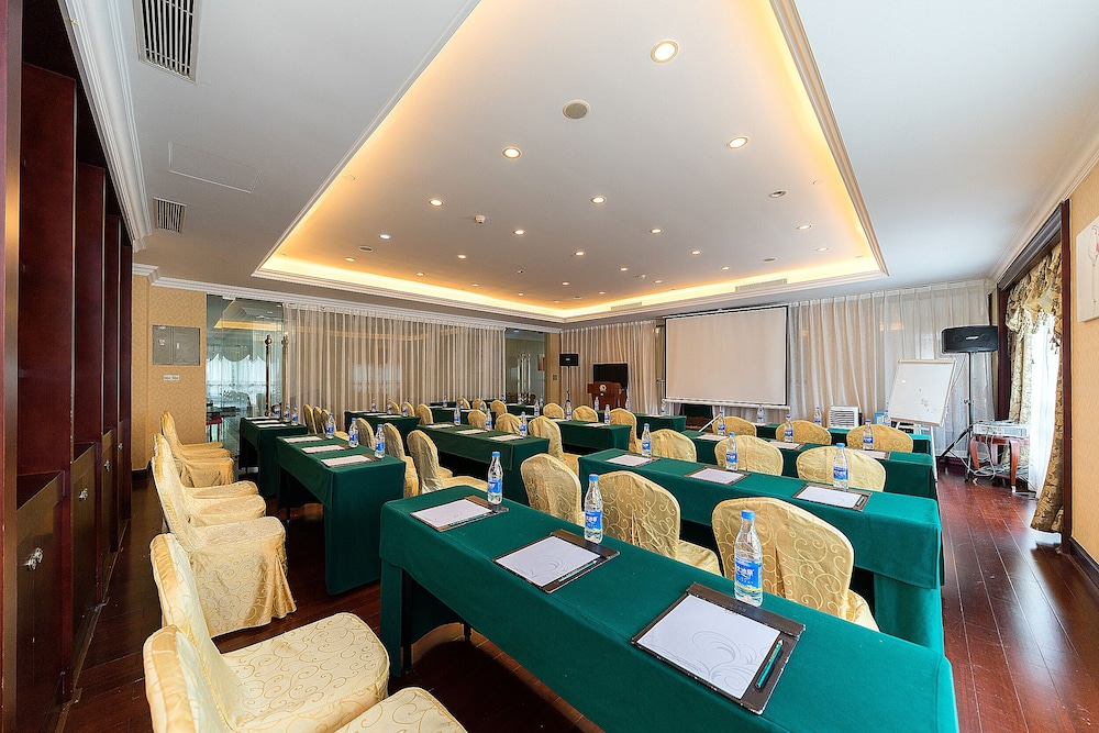 Zengcheng Hengda Hotel 38/51