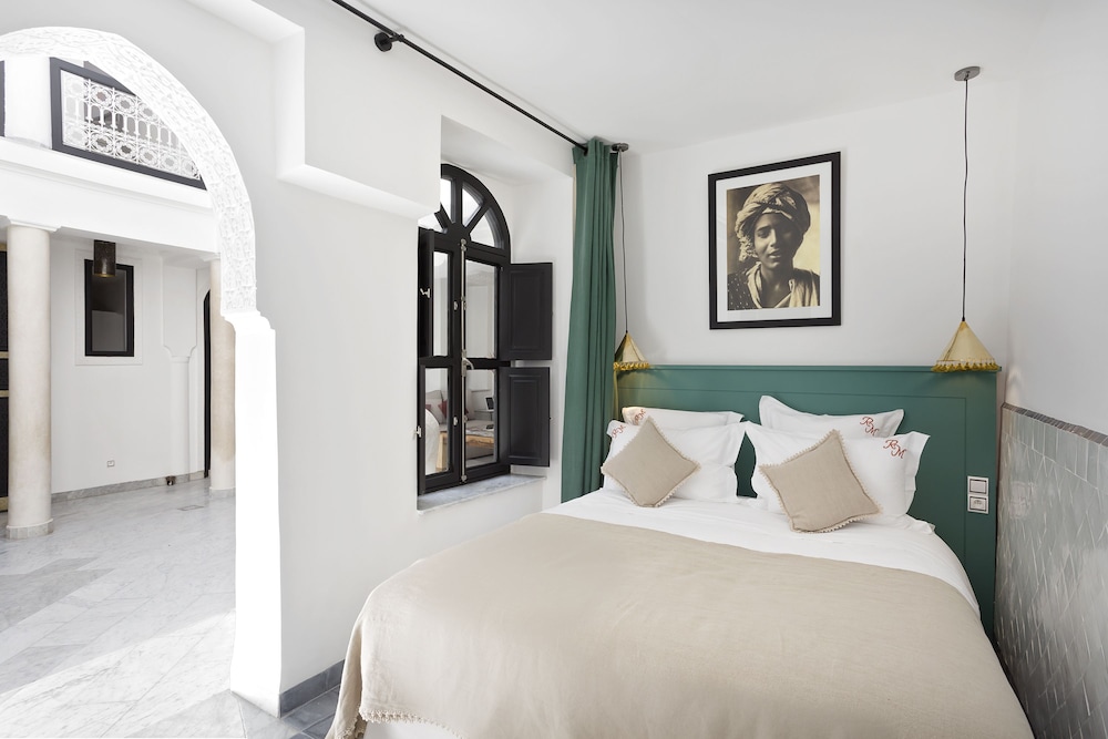 JADE, COMFORT, DOUBLE OR TWIN BED