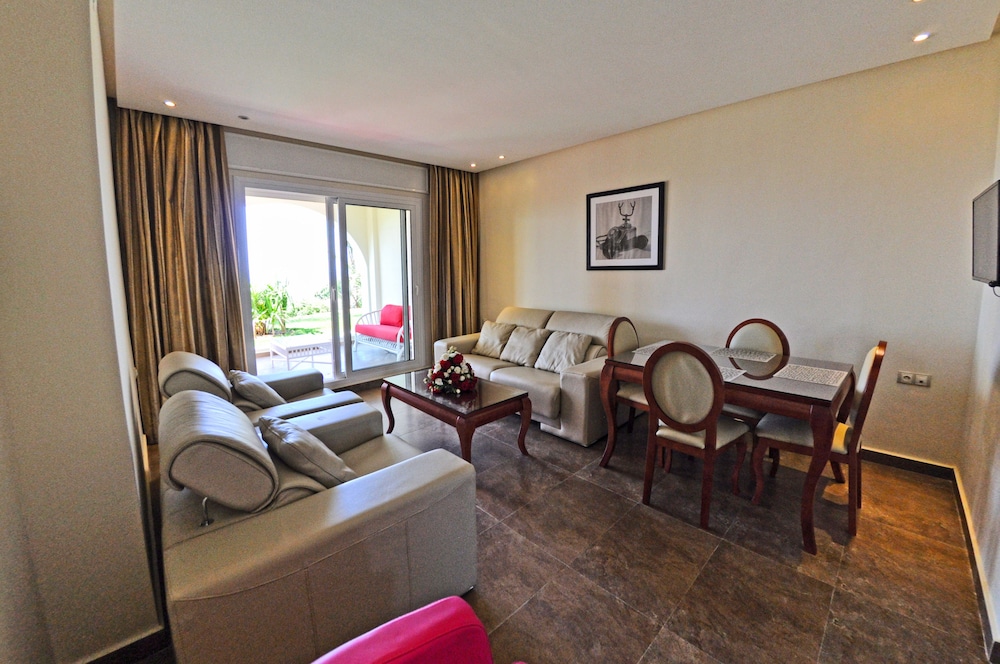 Mnar Castle Apartments 32/75
