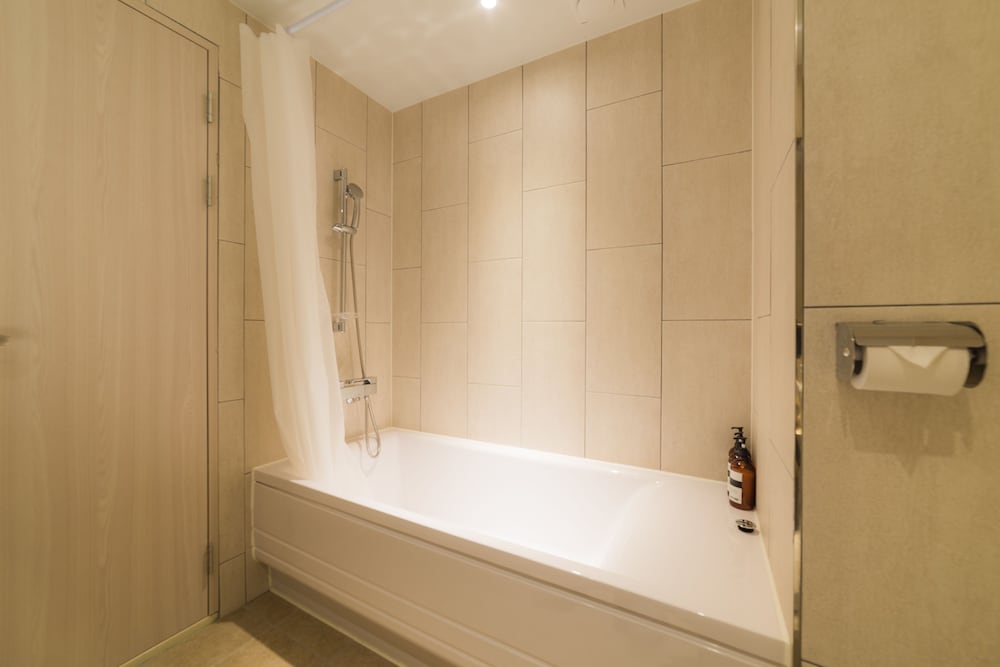 Reborn Suwon Silkroad Hotel 20/35