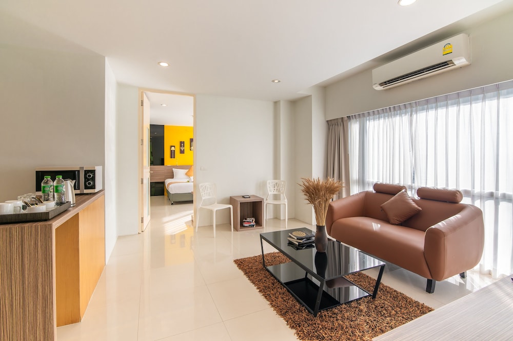 The Lantern Resorts Patong Phuket 47/71