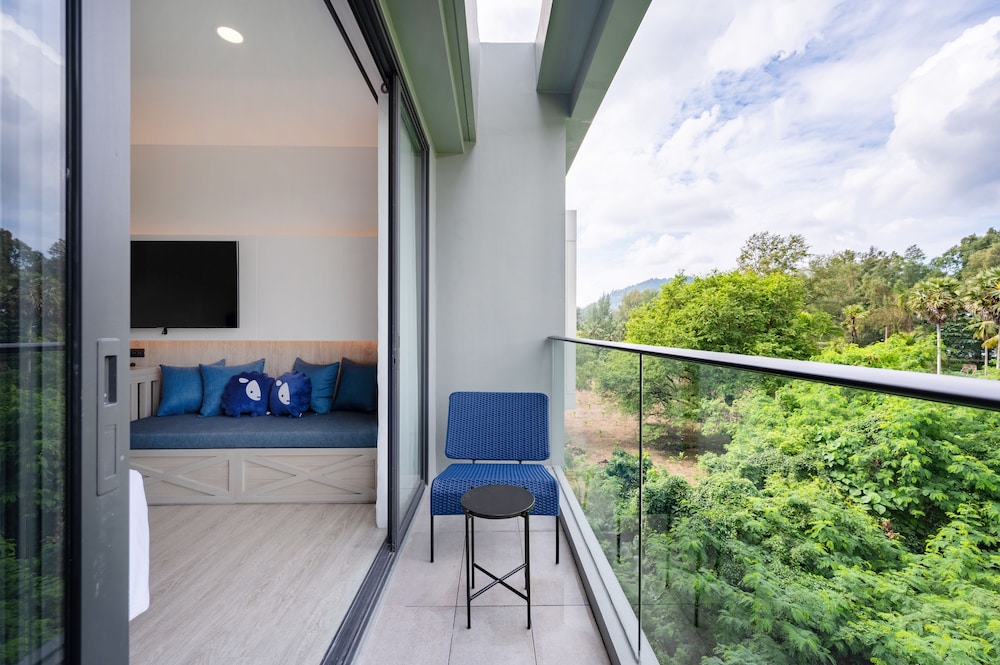 Kokotel Phuket Nai Yang 40/50