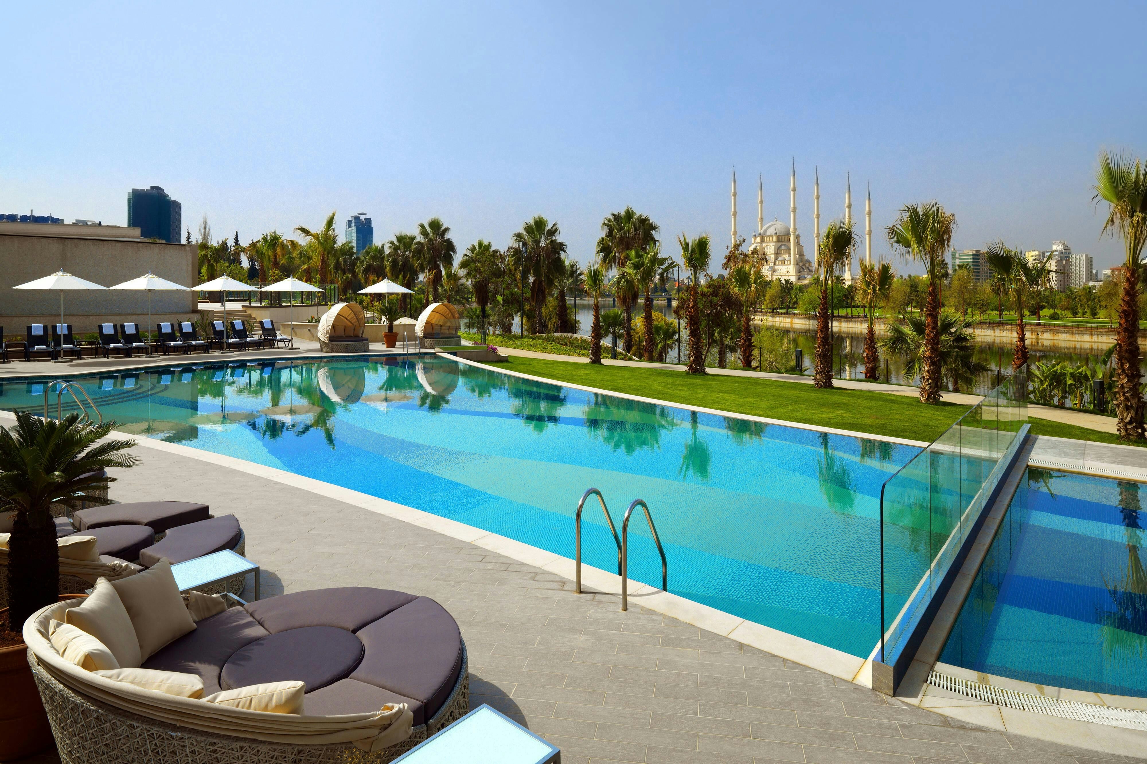 Sheraton Grand Adana 26/51