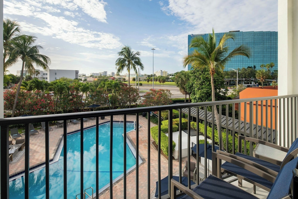 Courtyard Fort Lauderdale East Lauderdale By the Sea 27/49