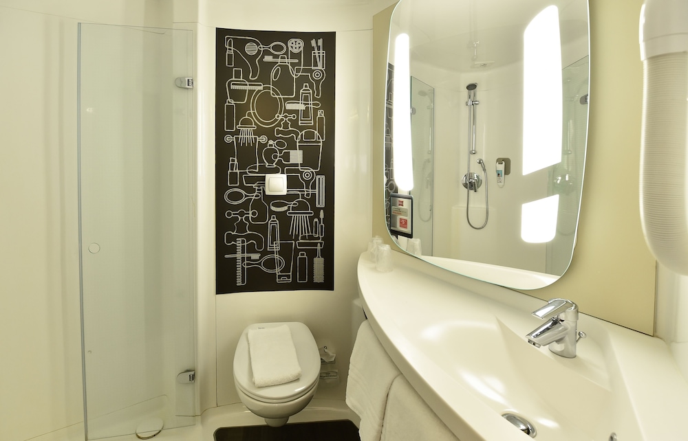 Ibis Dijon Centre Clemenceau 21/74