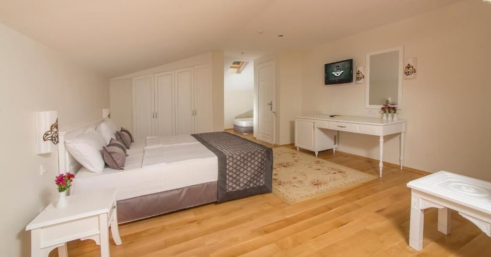 Argos Hotel - Adults Only 38/75