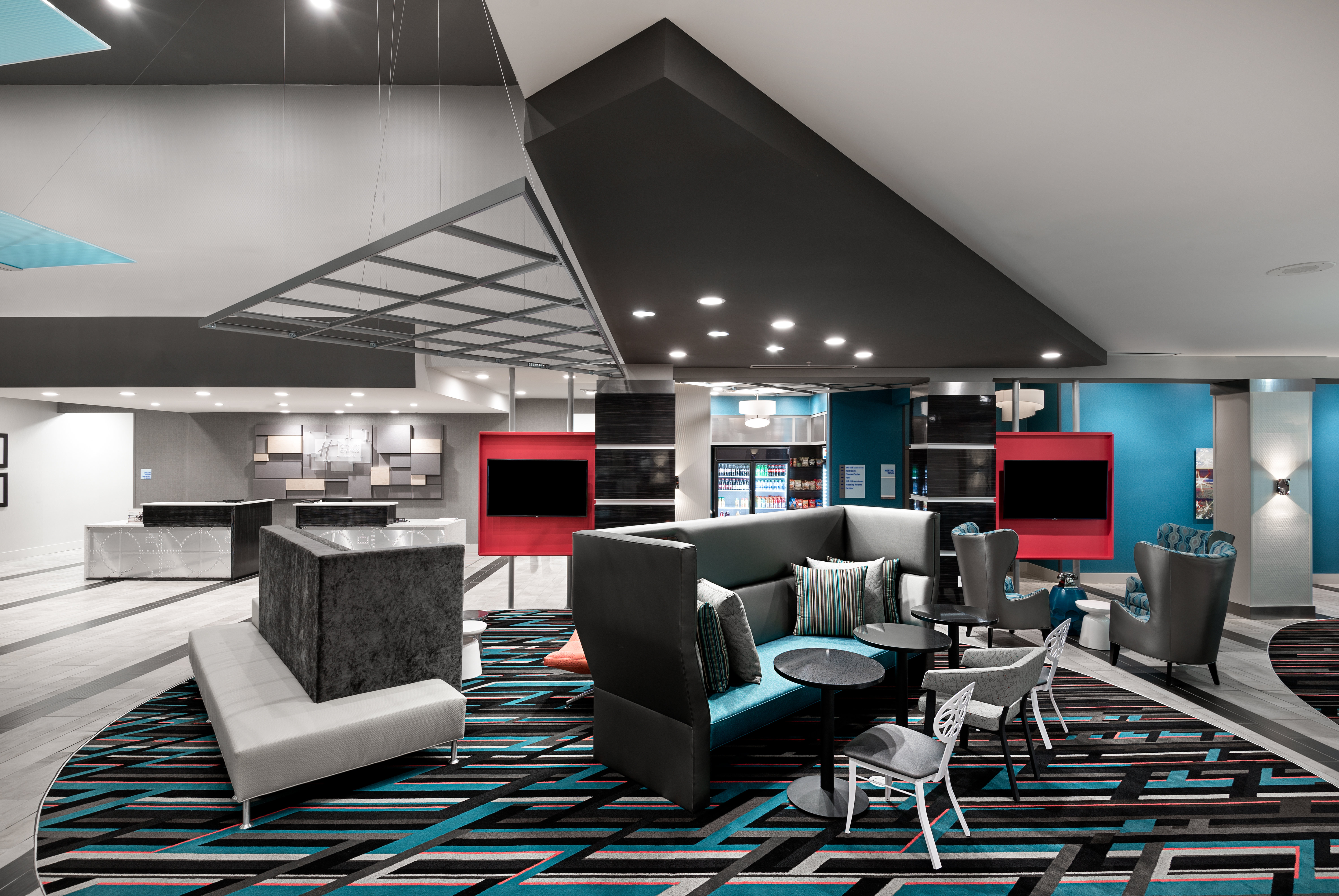 Holiday Inn Express And Suites Charlotte Airport 50/58