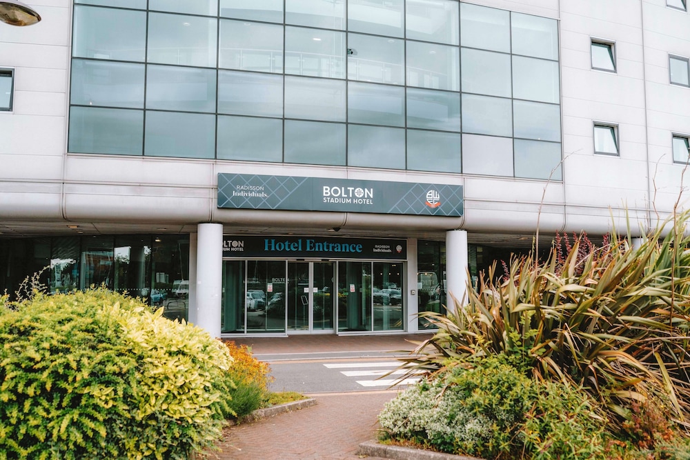 The Bolton Stadium Hotel, a member of Radisson Individuals 7/57