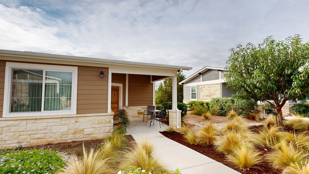 Carter Creek Winery Resort & Spa 2/39