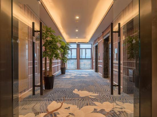 Magnotel Classic (Jiaozuo Yuandai Times Shopping Center) 25/43