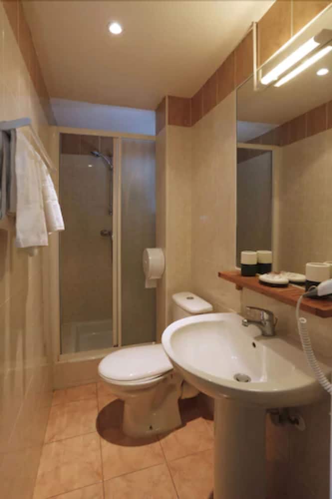 Hotel Alize Cannes 37/38