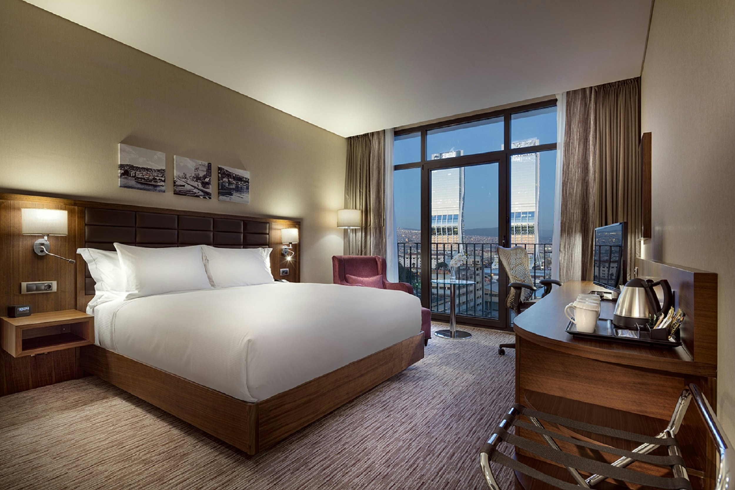 Room, King Bed