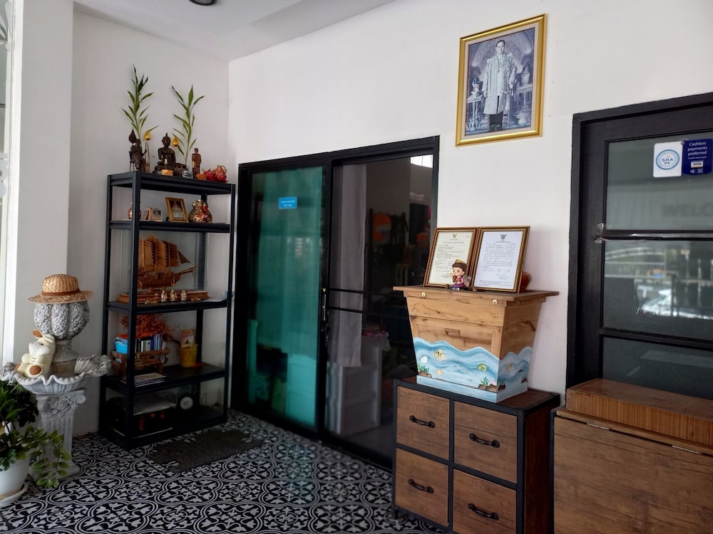 In Phuket House 12/50
