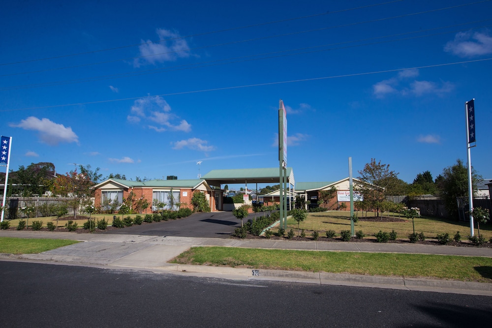 ROSE GARDEN MOTEL 36/55